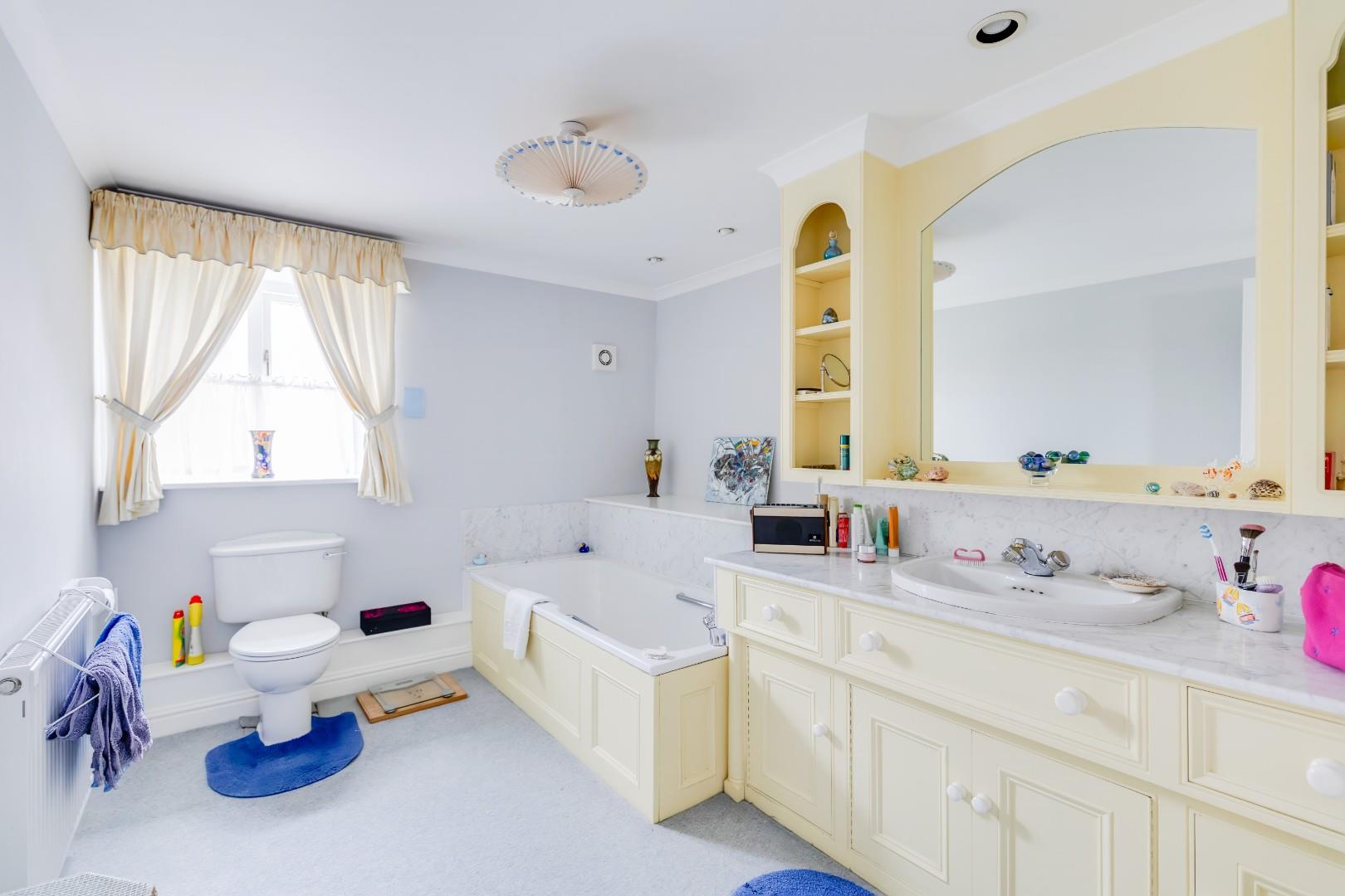 Trerhyngyll, Nr Cowbridge, Vale of Glamorgan, CF71 7TN